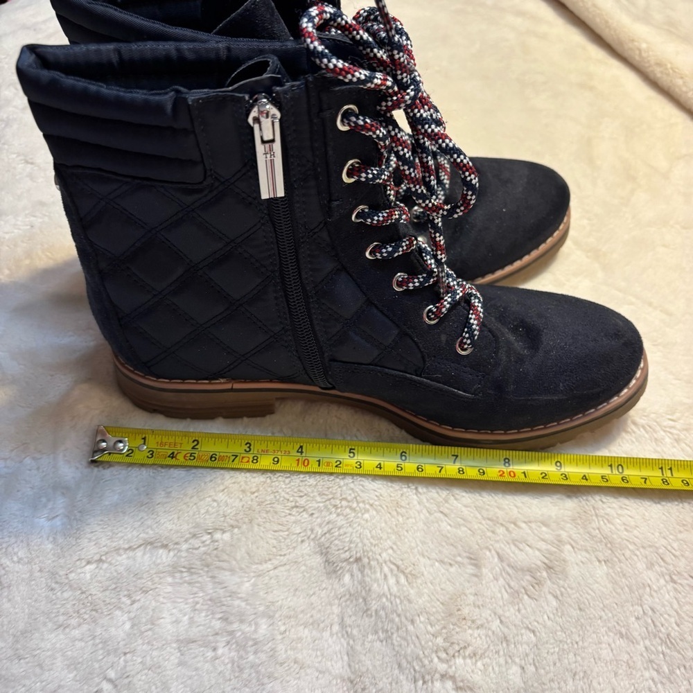 Tommy Hilfiger Boots Size 8.5 Navy Blue Quilted Moto Boots - Picture 11 of 14